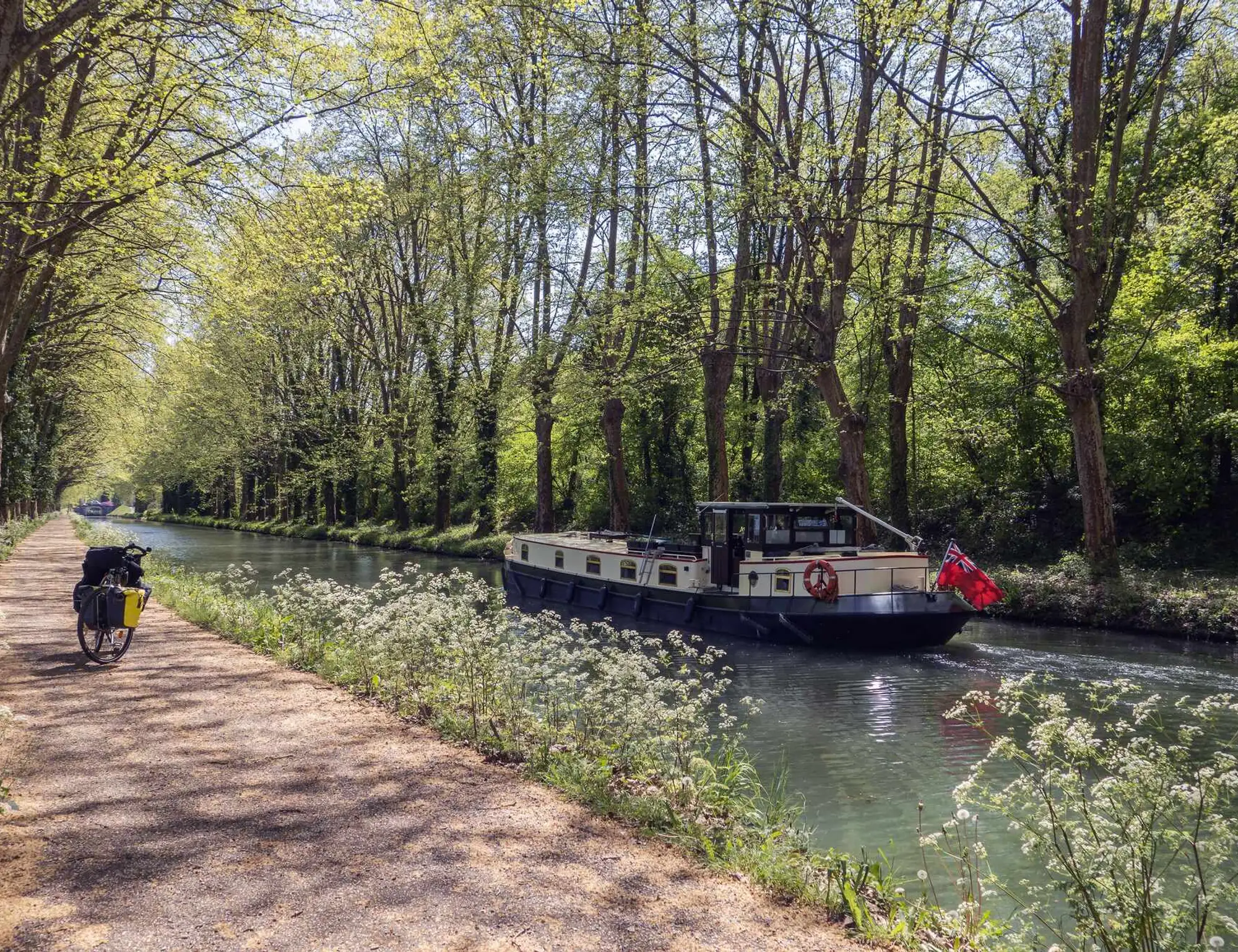 Bordeaux to Toulouse Garonne Canal Bike Tour