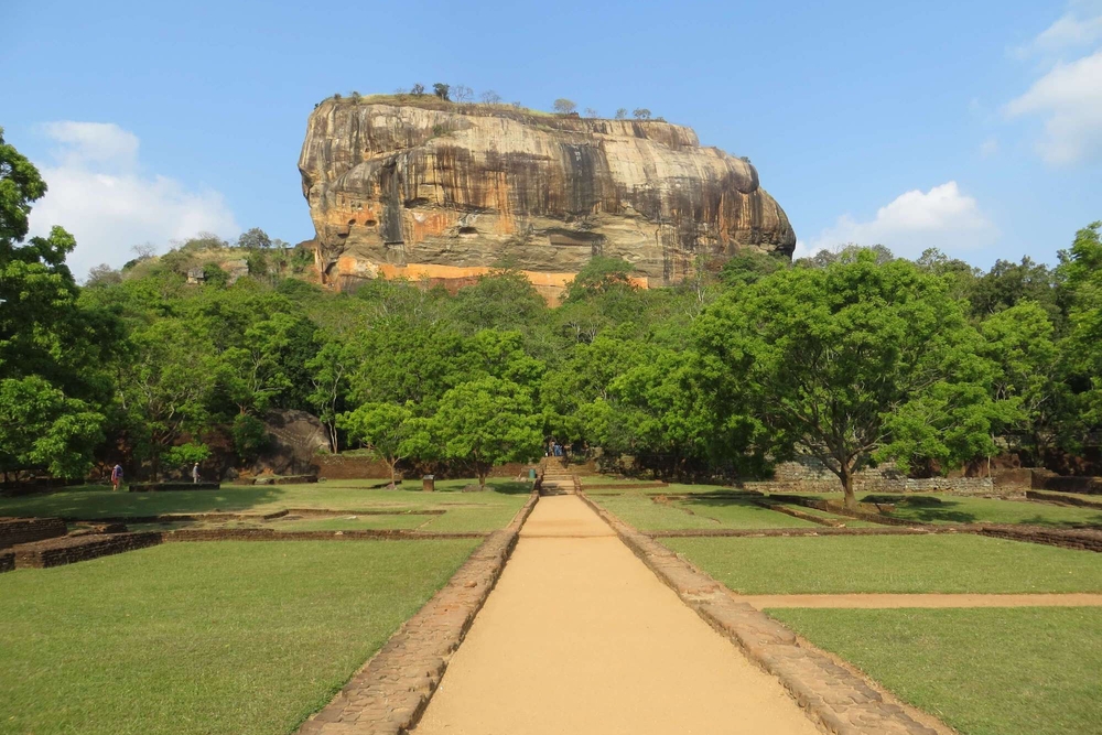 Classic Sri Lanka Luxury Bike Tour 